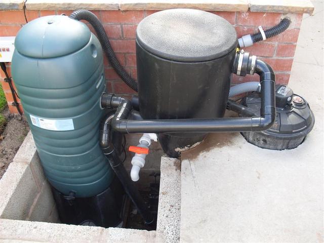 filtration system - vortex, pump tank and pressurised filter with UV